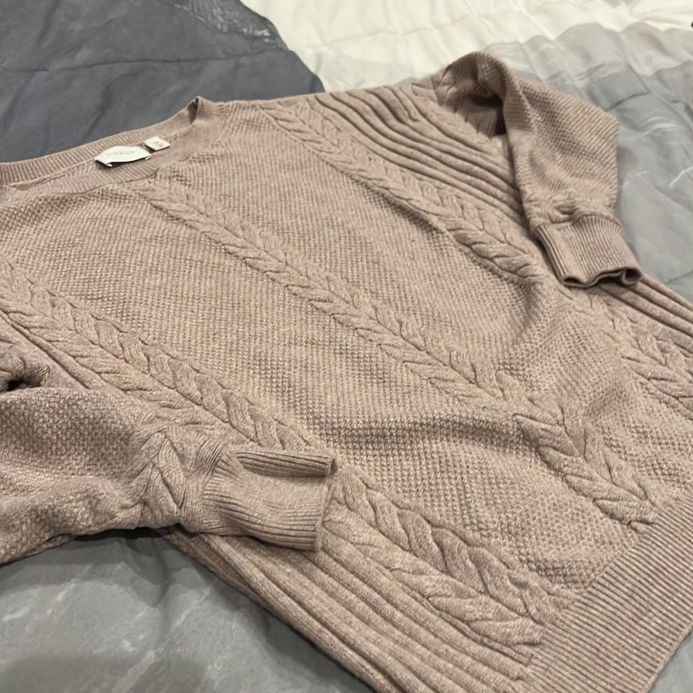Sweater - Picture 3 of 4
